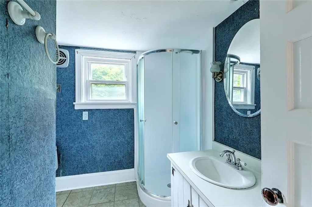 178 East Greenwich Avenue West Warwick RI 02893
