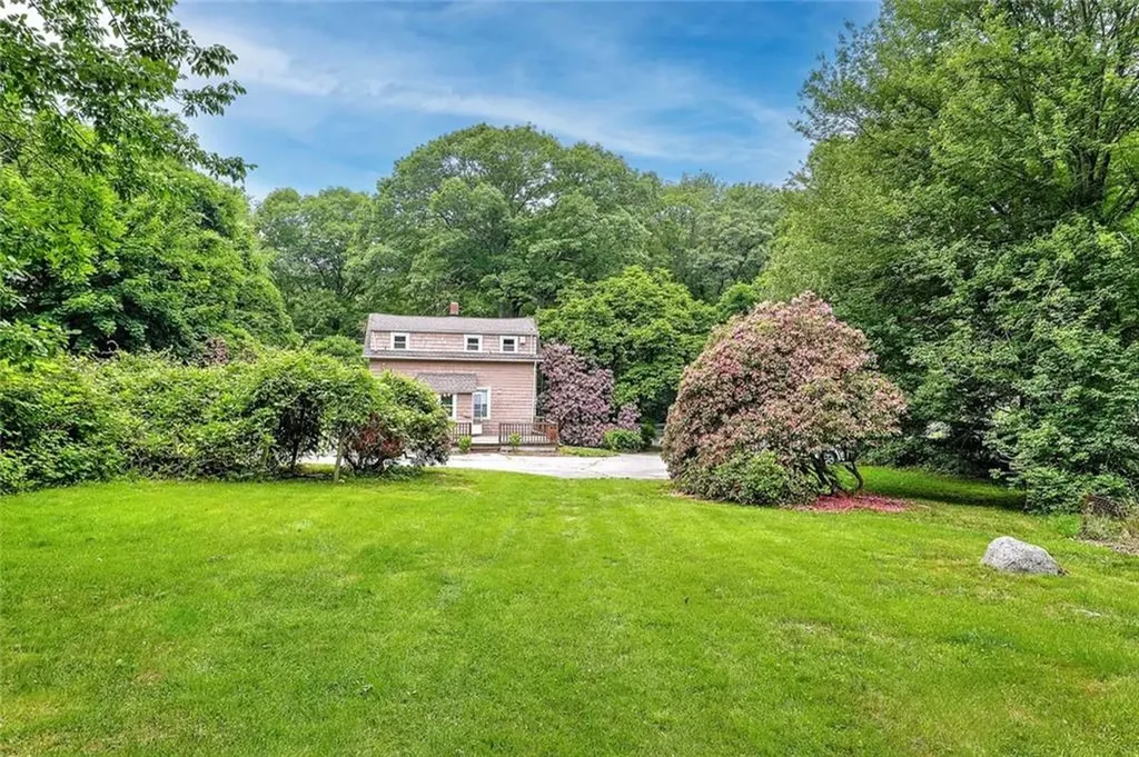 178 East Greenwich Avenue West Warwick RI 02893