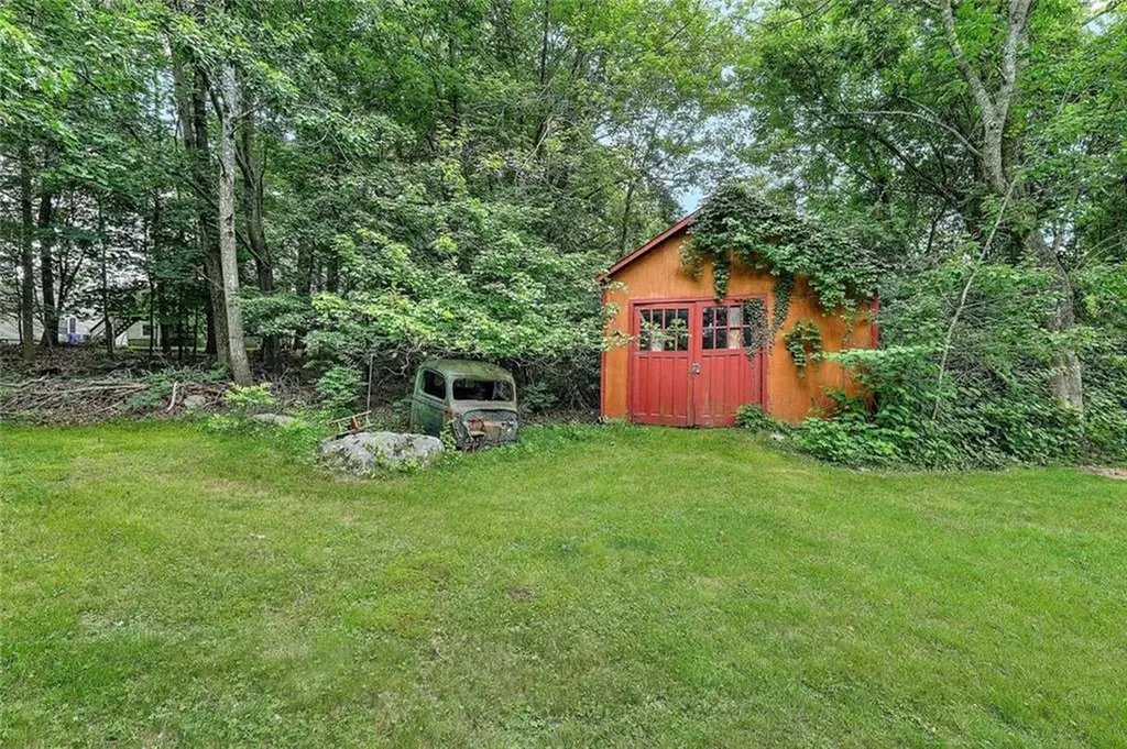178 East Greenwich Avenue West Warwick RI 02893