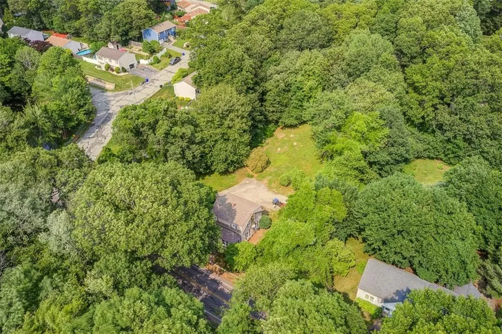 178 East Greenwich Avenue West Warwick RI 02893