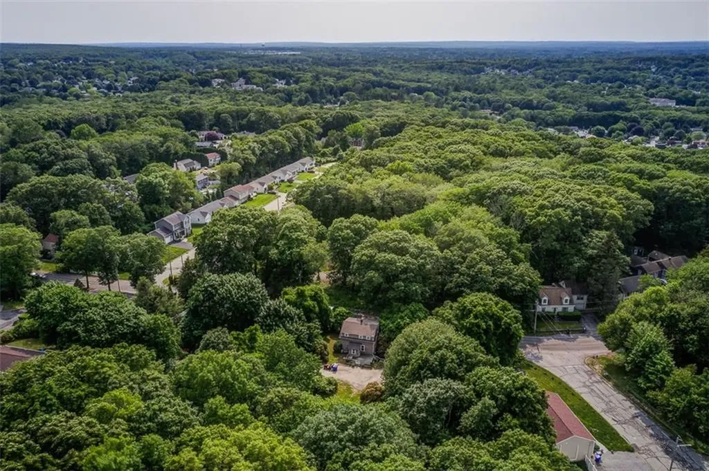 178 East Greenwich Avenue West Warwick RI 02893