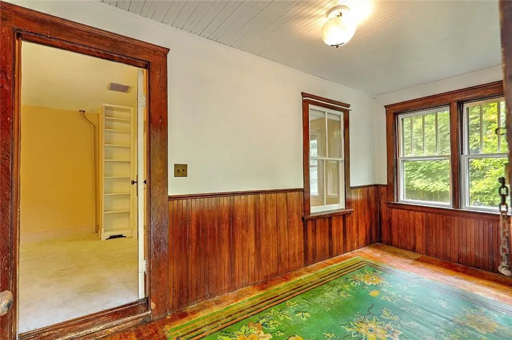 178 East Greenwich Avenue West Warwick RI 02893