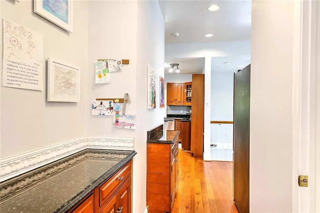 247 Oaklawn Avenue Cranston RI 02920