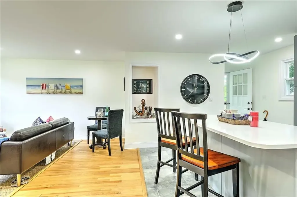 153 Fatima Drive Warren RI 02885