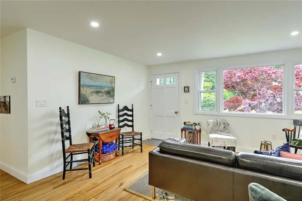153 Fatima Drive Warren RI 02885