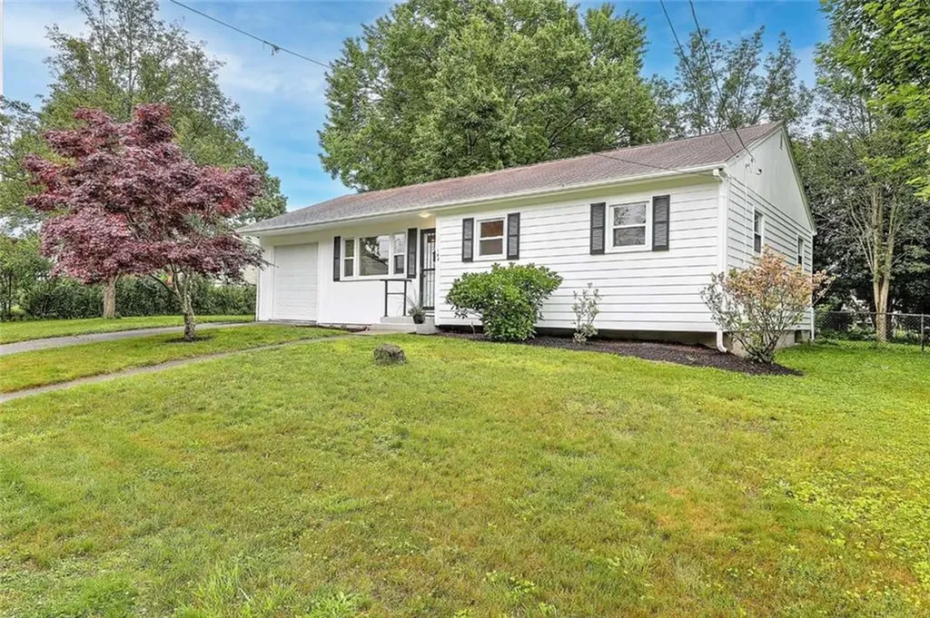 153 Fatima Drive Warren RI 02885