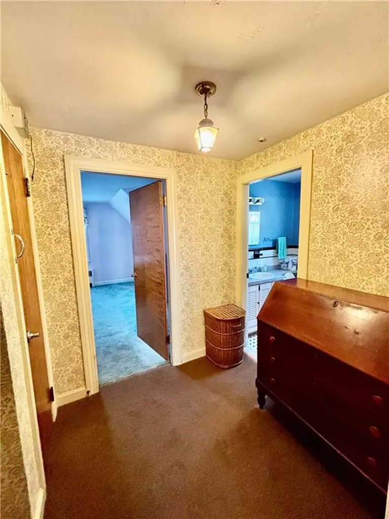 125 Alfred Drown Road Barrington RI 02806