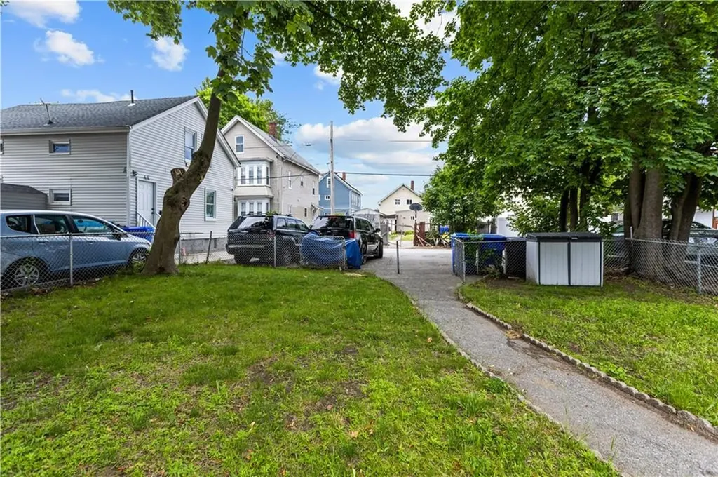 273 Sayles Avenue Pawtucket RI 02860
