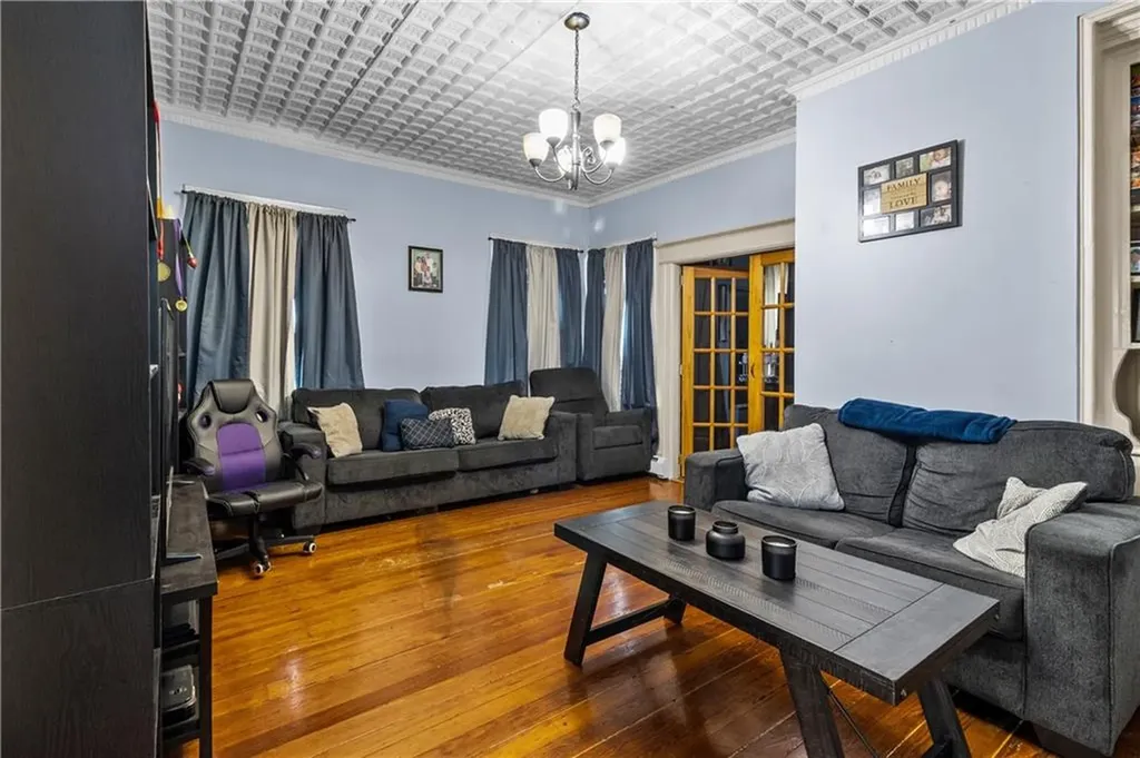 273 Sayles Avenue Pawtucket RI 02860