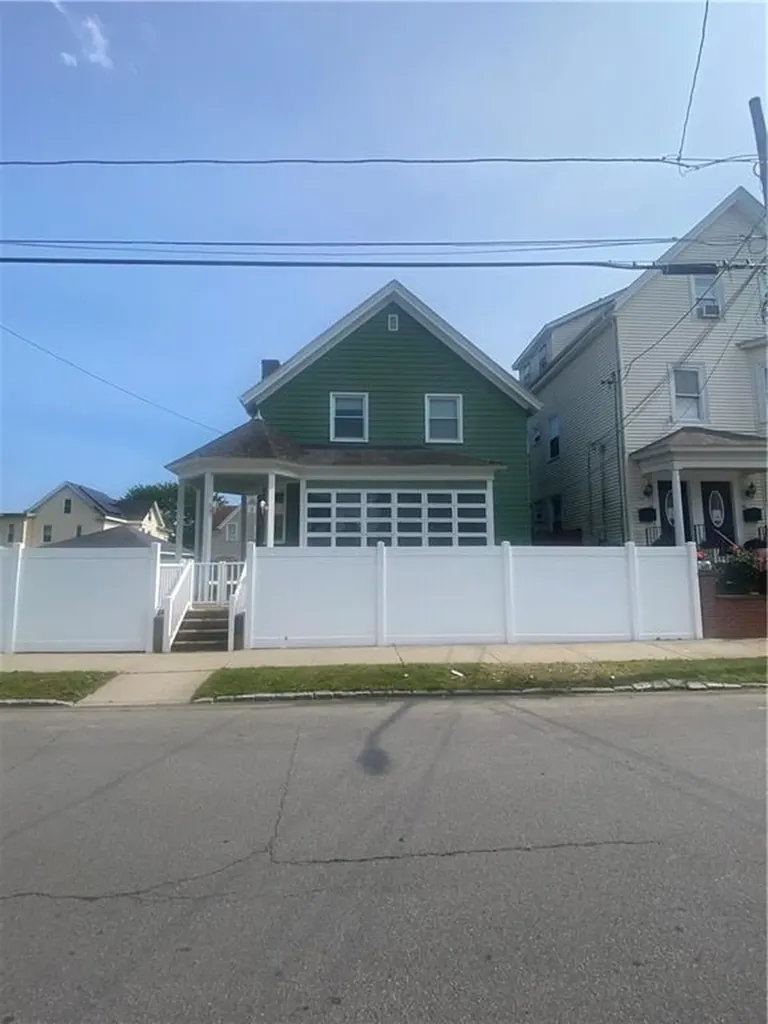 218 Indiana Avenue Providence RI 02905