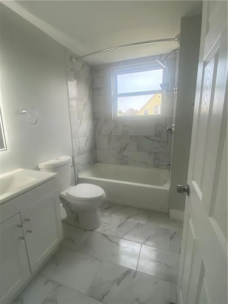 218 Indiana Avenue Providence RI 02905