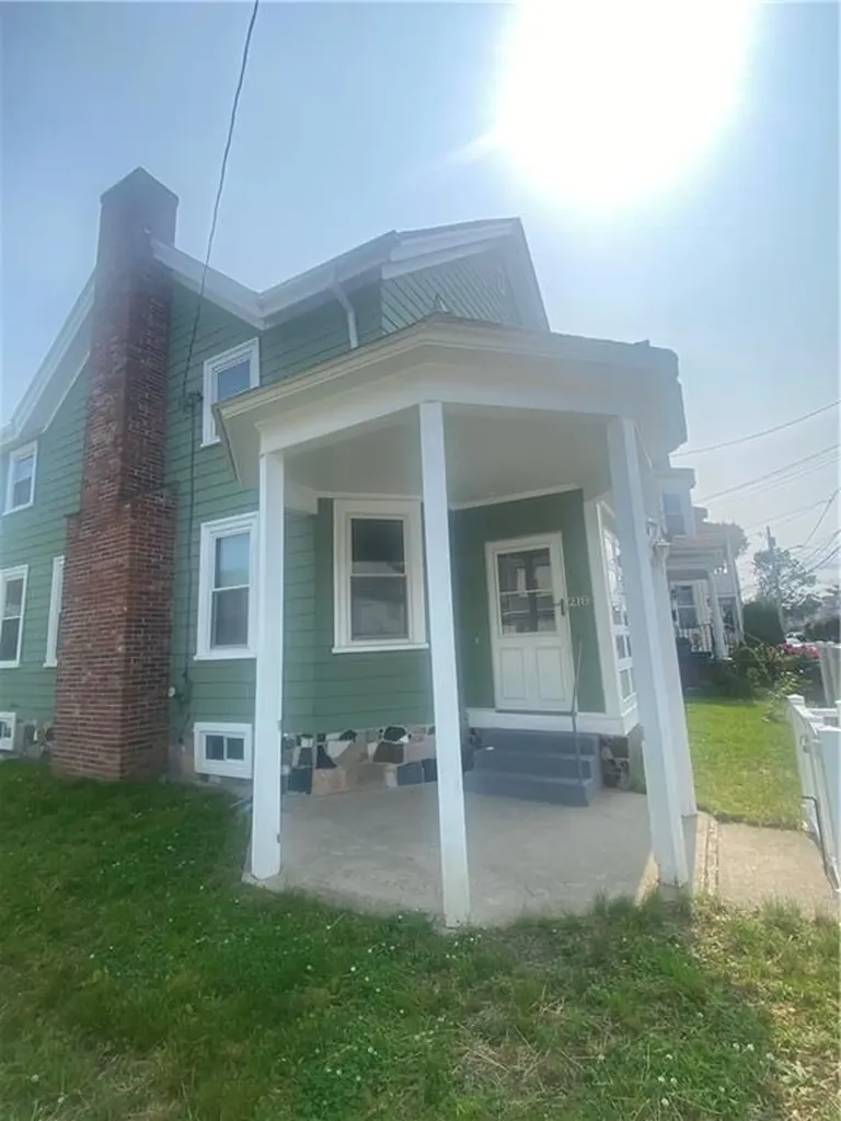 218 Indiana Avenue Providence RI 02905