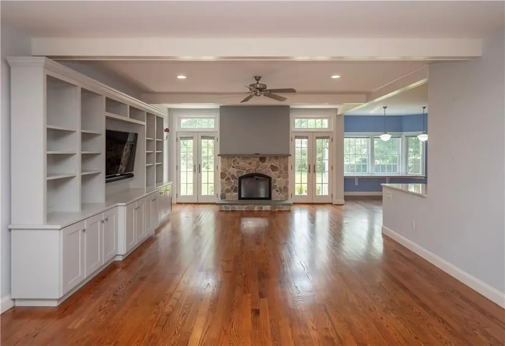 2 Fairview Drive Bristol RI 02809