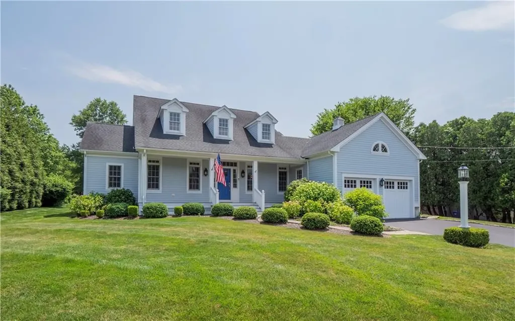 2 Fairview Drive Bristol RI 02809