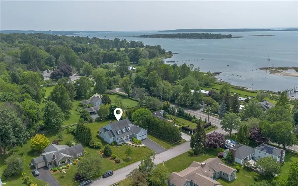 2 Fairview Drive Bristol RI 02809