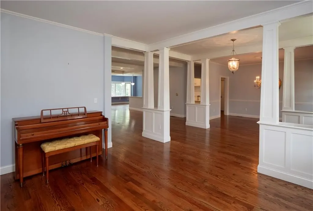 2 Fairview Drive Bristol RI 02809
