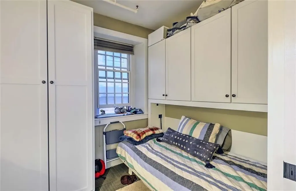 65 Weybosset Street Providence RI 02903