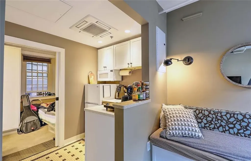 65 Weybosset Street Providence RI 02903