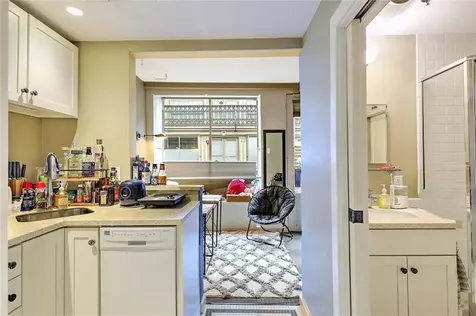 65 Weybosset Street Providence RI 02903