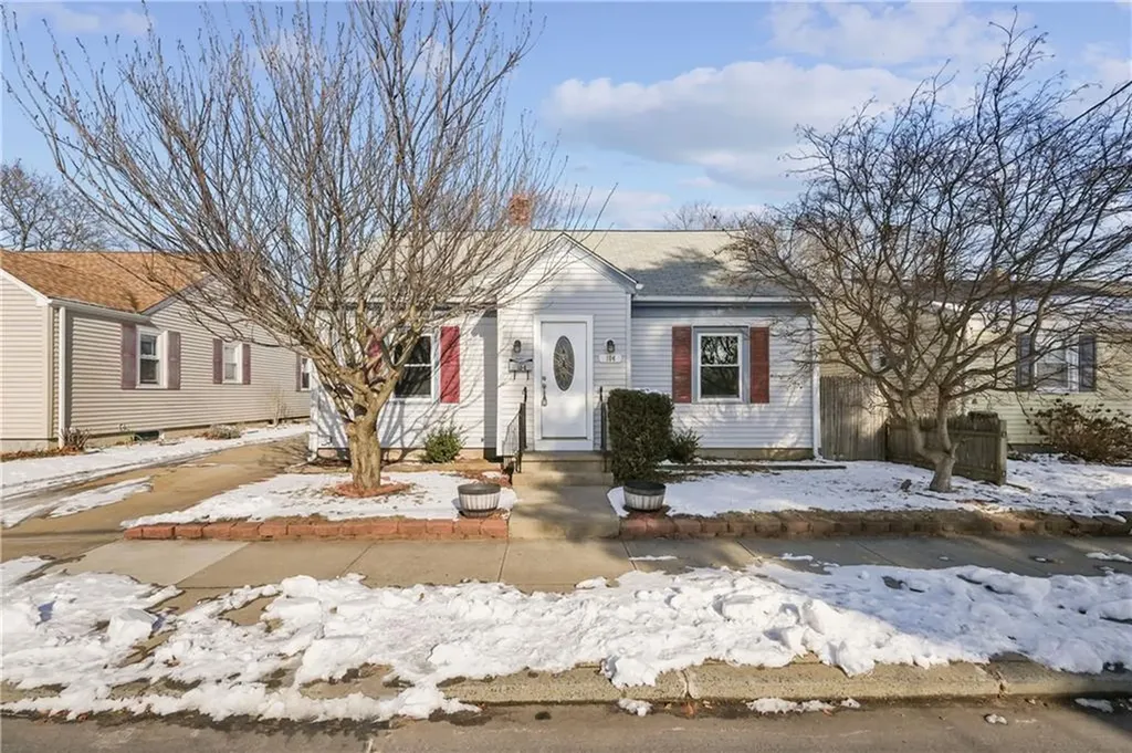 104 Liberty Street Pawtucket RI 02861