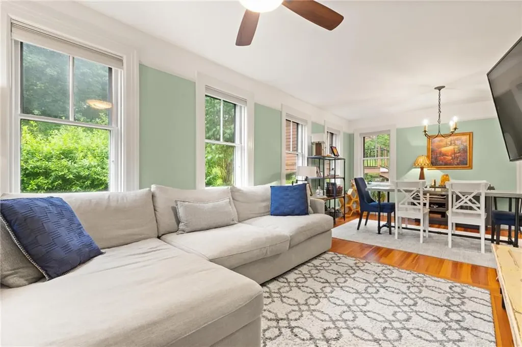 965 Greenville Avenue Smithfield RI 02828