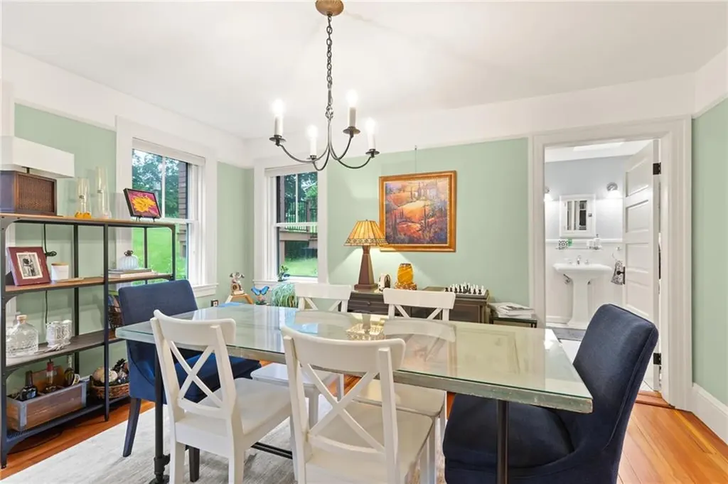 965 Greenville Avenue Smithfield RI 02828