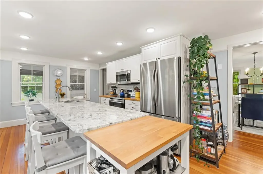 965 Greenville Avenue Smithfield RI 02828