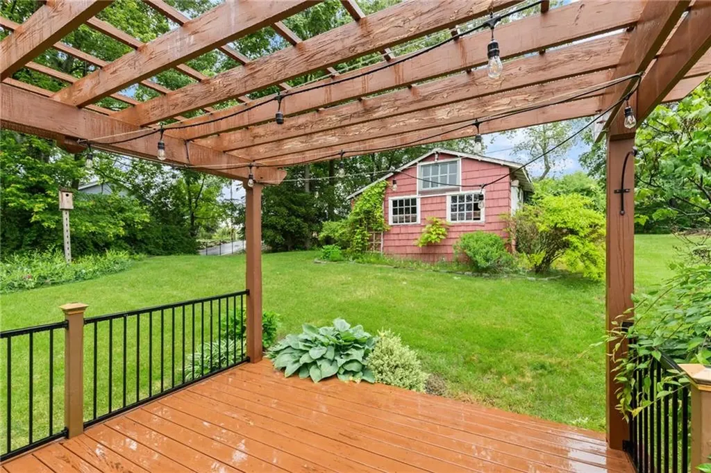 965 Greenville Avenue Smithfield RI 02828