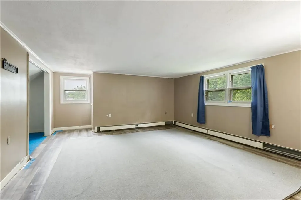 332 10th Avenue Woonsocket RI 02895