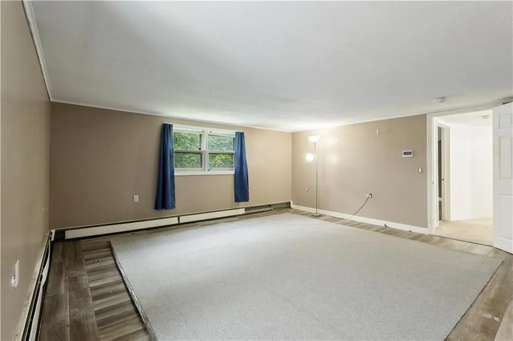 332 10th Avenue Woonsocket RI 02895