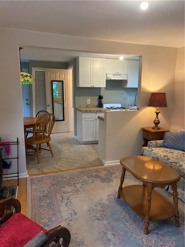 93 Huron Street Warwick RI 02889