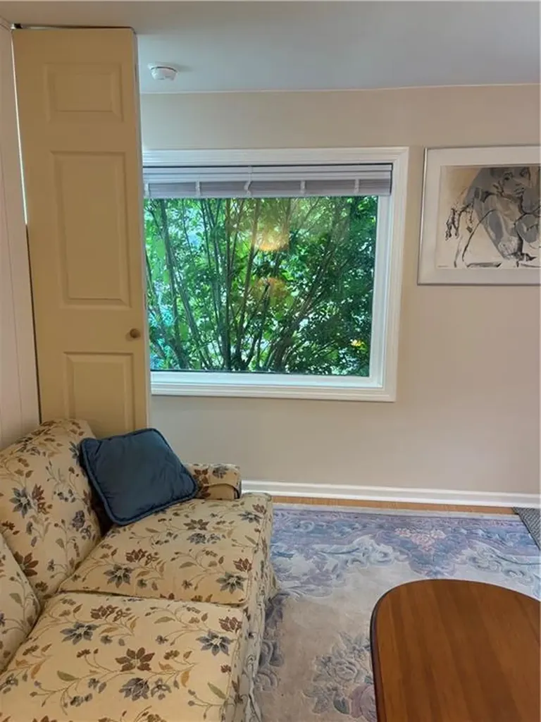 93 Huron Street Warwick RI 02889