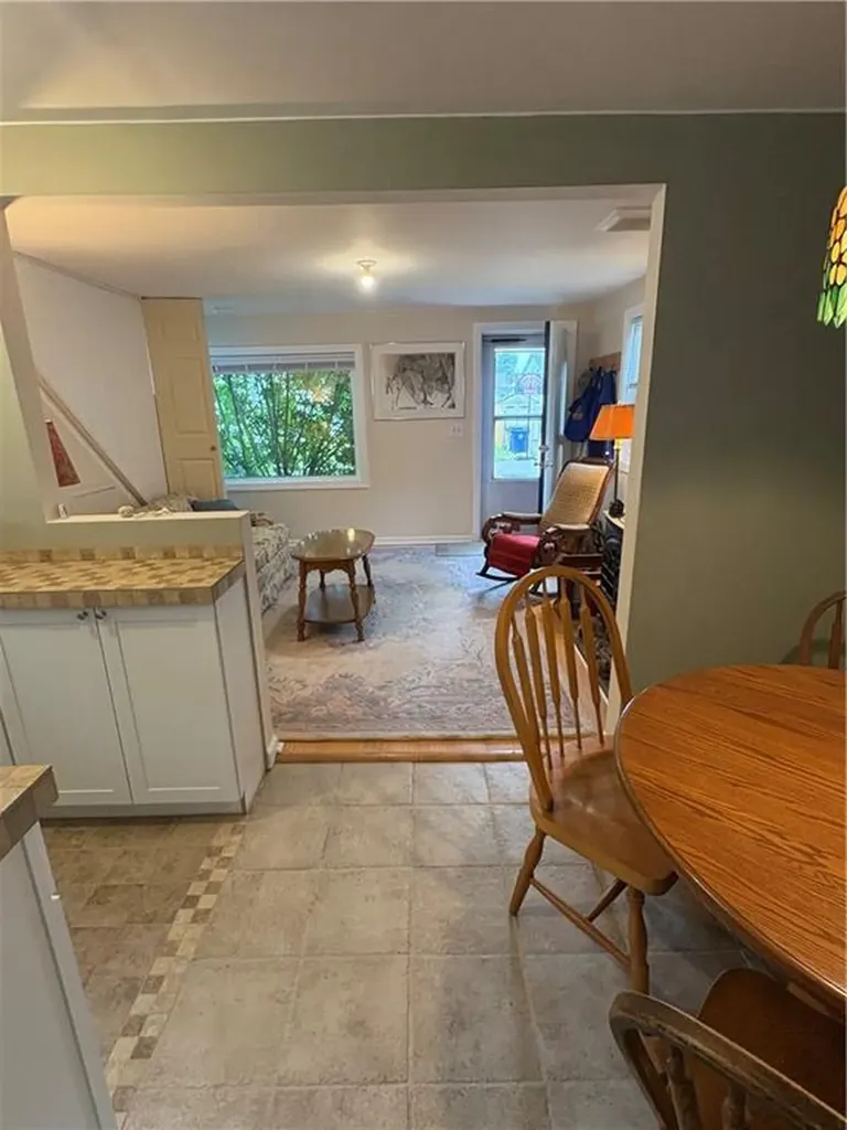 93 Huron Street Warwick RI 02889