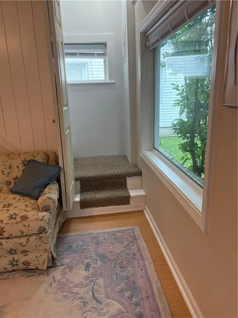 93 Huron Street Warwick RI 02889