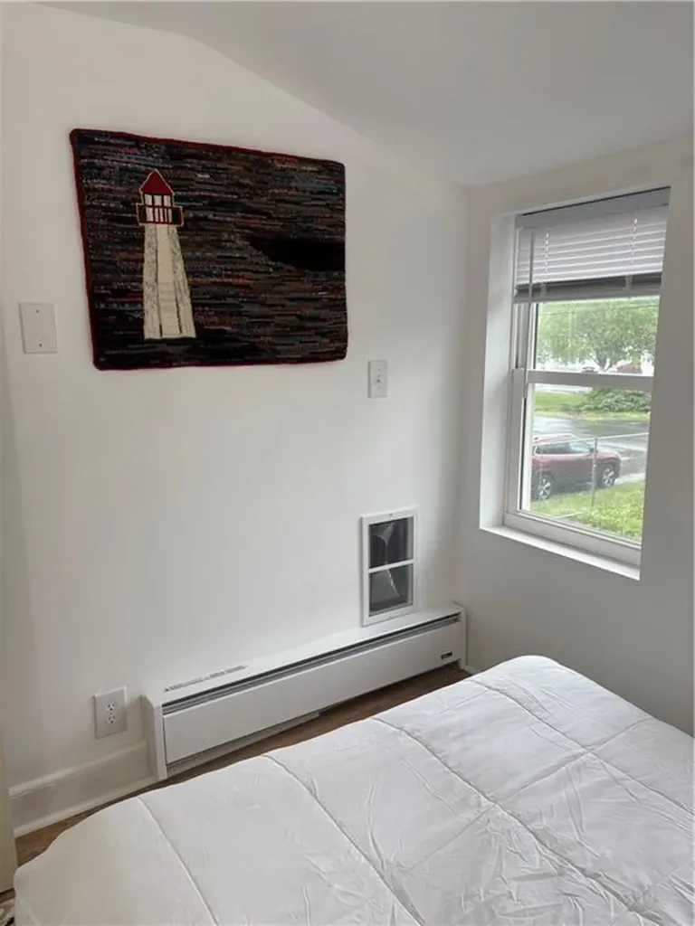 93 Huron Street Warwick RI 02889