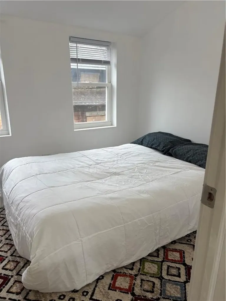 93 Huron Street Warwick RI 02889