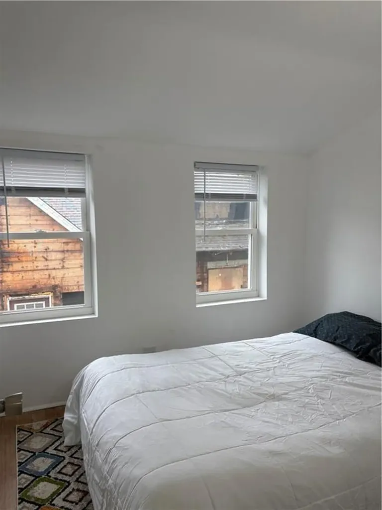 93 Huron Street Warwick RI 02889