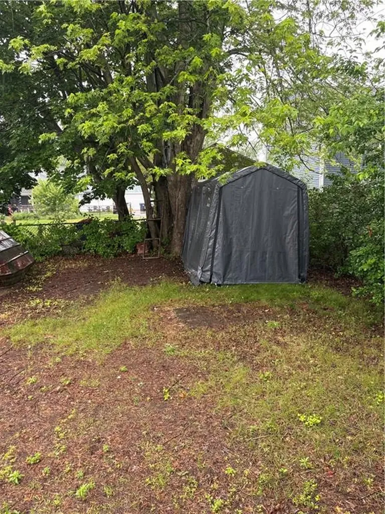 93 Huron Street Warwick RI 02889