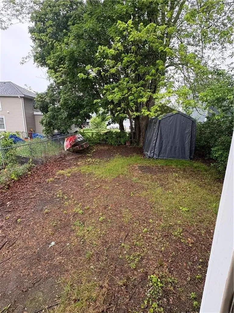 93 Huron Street Warwick RI 02889