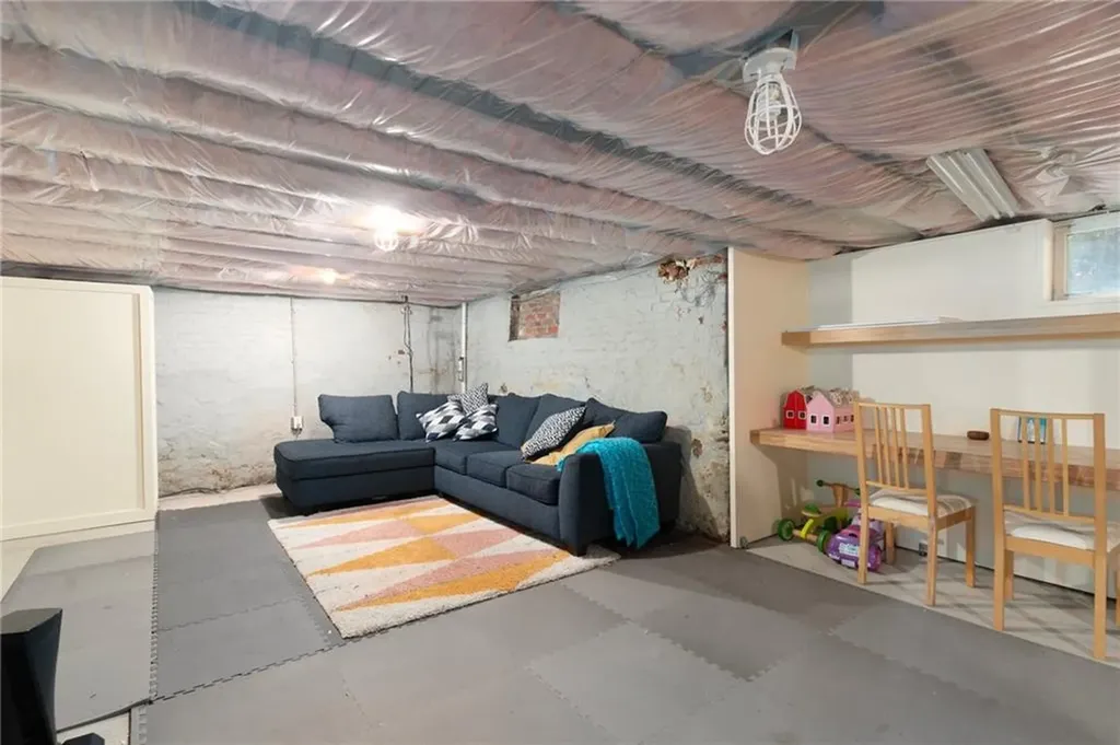 300 Rochambeau Avenue Providence RI 02906