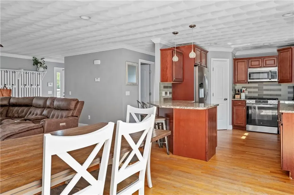 3560 Diamond Hill Road Cumberland RI 02864