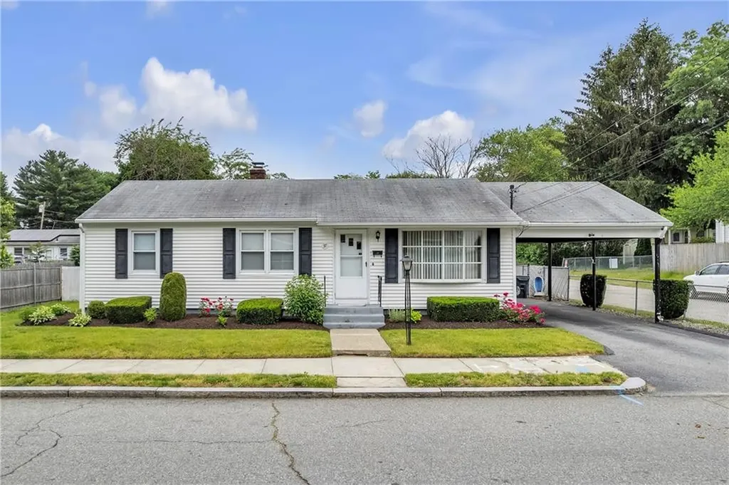 37 Joseph Street Providence RI 02904