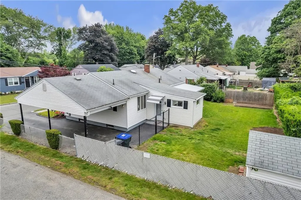37 Joseph Street Providence RI 02904