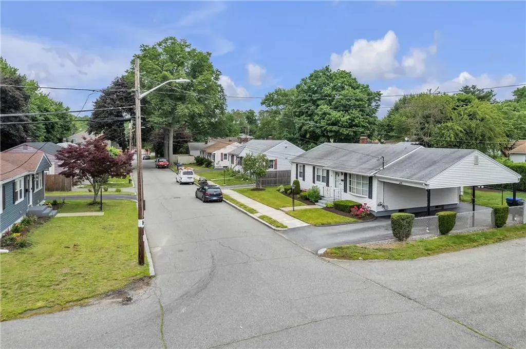 37 Joseph Street Providence RI 02904
