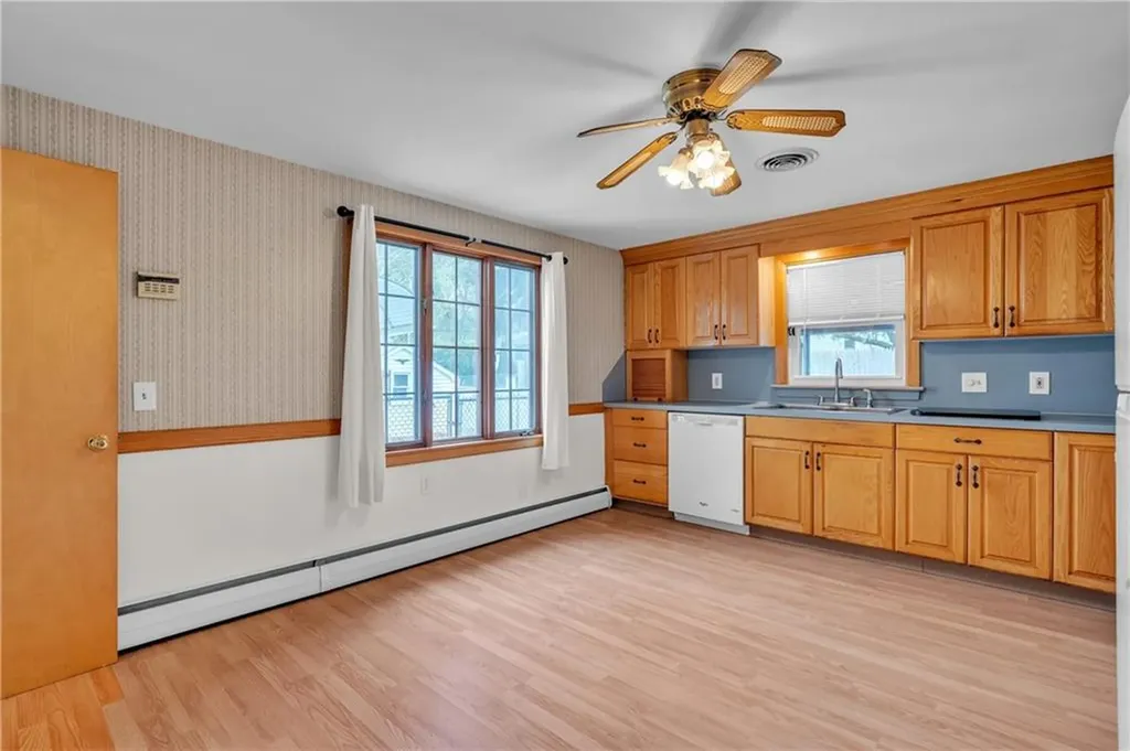 37 Joseph Street Providence RI 02904