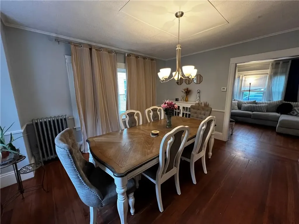 29 Rhodes Avenue Cranston RI 02905