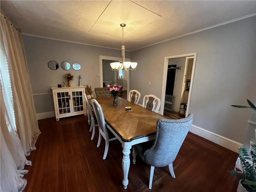 29 Rhodes Avenue Cranston RI 02905