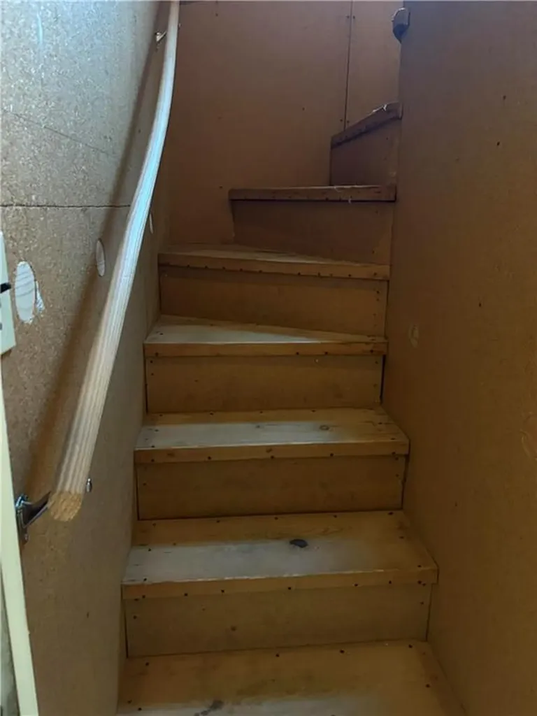 29 Rhodes Avenue Cranston RI 02905