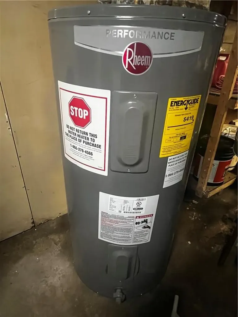 29 Rhodes Avenue Cranston RI 02905