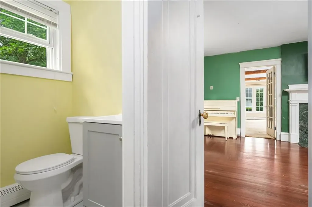 60 White Parkway North Smithfield RI 02896